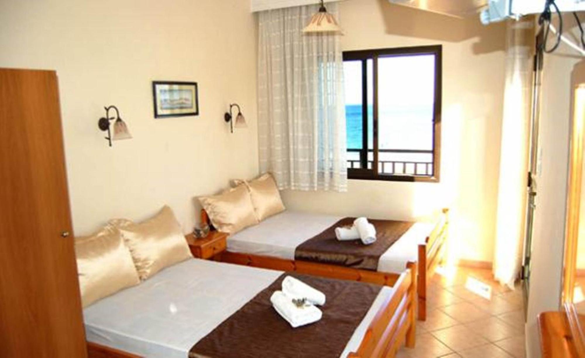 Melachrini Apartments Vrasná Quarto foto