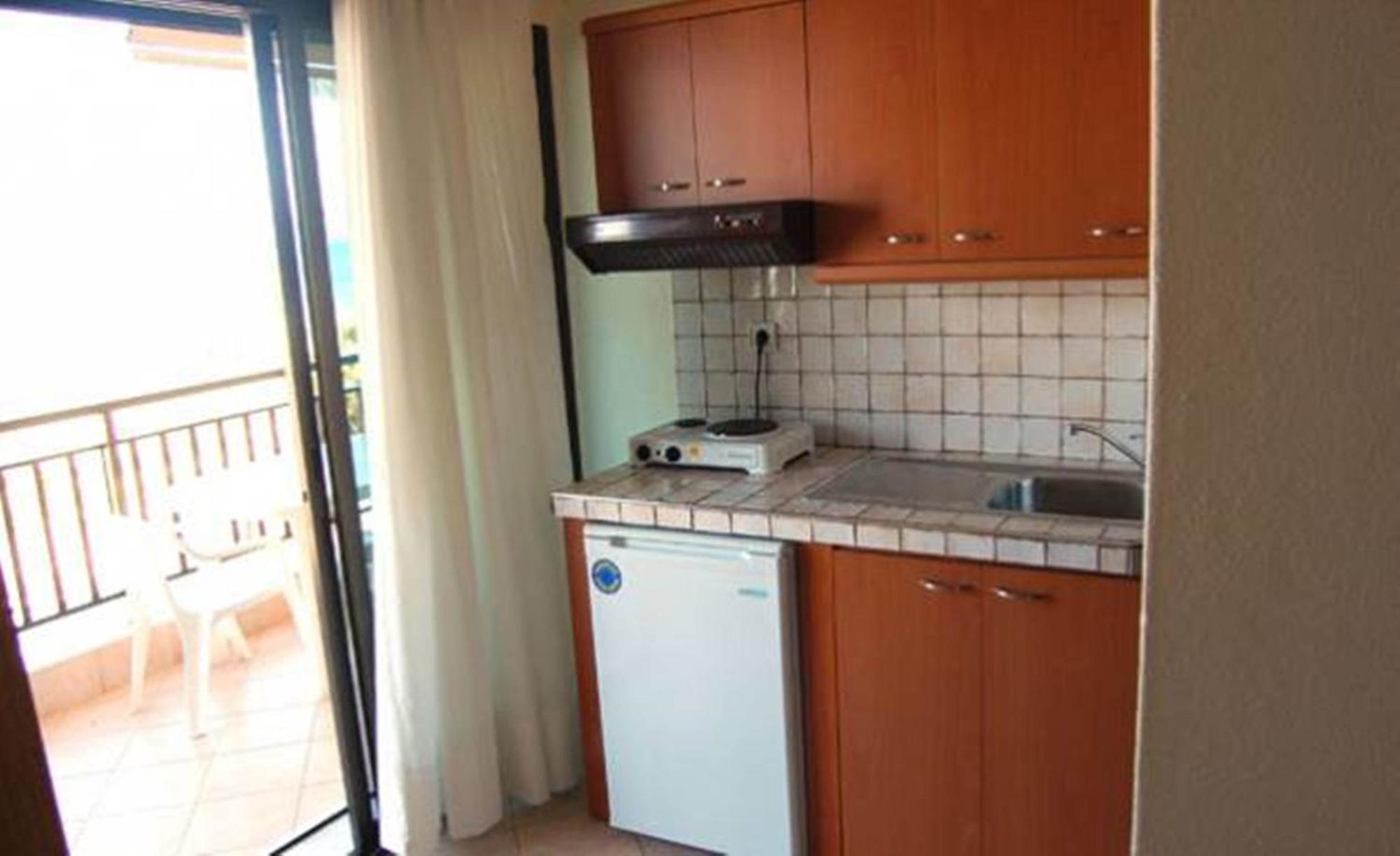 Melachrini Apartments Vrasná Exterior foto